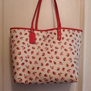 Coach tote